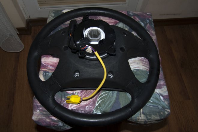 Варненец краде еърбег, хващат го