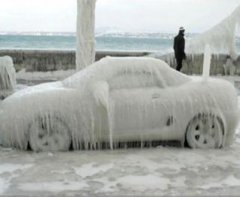 Сибирски студ от утре, термометрите удрят - 22 градуса