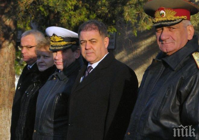 Министърът на отбраната ще посети бедстващи райони в Елхово