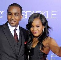 Дъщерята на Уитни Хюстън е в мозъчна смърт