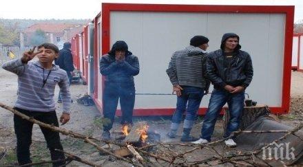 полицаи харманли задържаха нелегални имигранти