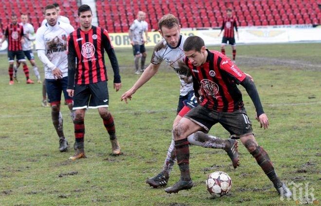  Локомотив (Сф) сред най-изрядните платци у нас

