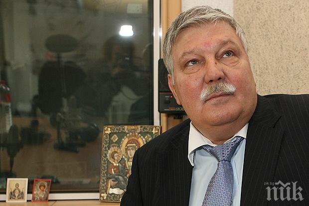 Бившият директор на ВМА обеща импланти на глухи деца
