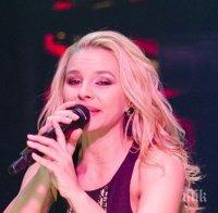 Шок! Пишман хирурзи окепазиха Десислава - певицата със сериозен лицев проблем