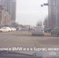 Хаос в Бургас! Неадекватни шофьори с БМВ-та и служебни коли препускат из улиците на града (видео)