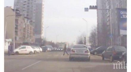 хаос бургас неадекватни шофьори бмв служебни коли препускат улиците града видео