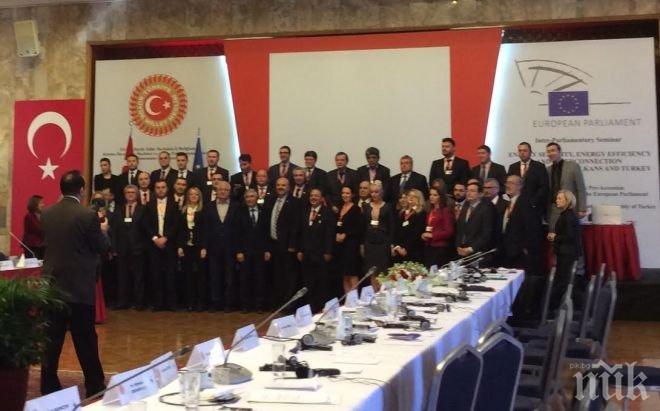 Бареков: Турция ни обеща свободен достъп до азербайджанския, руския и катарския газ