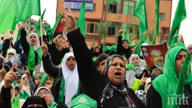 Най-малко 14 души загинаха при сблъсъци между полицията и футболни фенове в Кайро