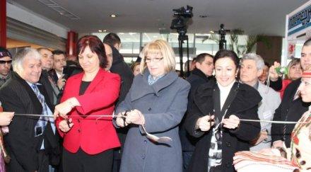 министър танева откри тото международно изложение пчеларство плевен снимки