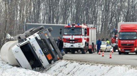 цистерна газ обърна околовръстното враца снимка