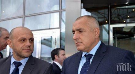 извънредно шефът авиоотряд подал оставка часове аварията самолета бойко обновена снимки