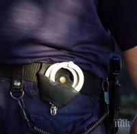 Ужасяващи разкрития за следствения арест в София! Затворници били измъчвани с гуми около врата!