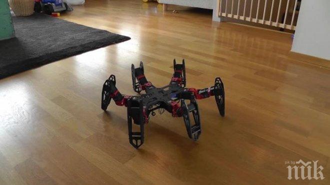 Самолети роботи сервират в ресторант