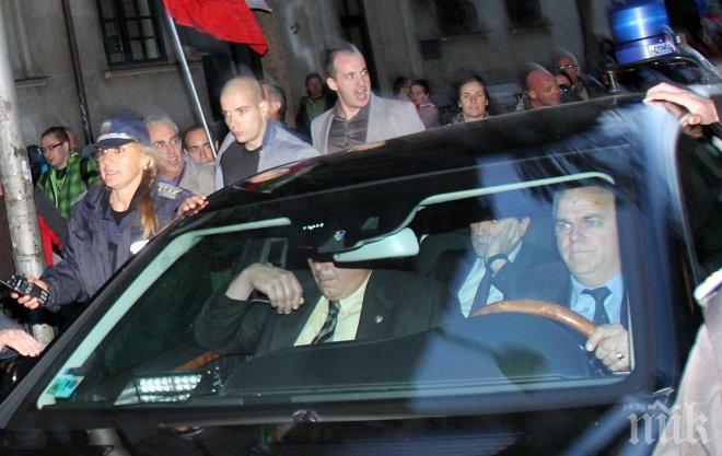 ЕКСКЛУЗИВНО! Орешарски излезе от нелегалност! Марионетният премиер на Станишев разкритикува правителството за новия външен дълг