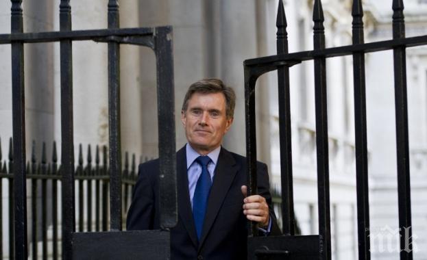 Джон Сауърс: Западът трябва да се научи да се разбира с Русия