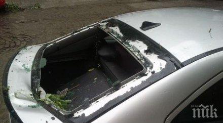 екшън кола изхвърча падна канала столичния квартал сухата река обновена