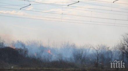 огнена стихия бушува стара гара варна снимки