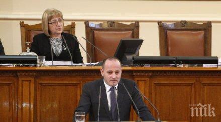 радан кънев закани изстискаме финансовия министър мокър парцал искаме толкова голям дълг