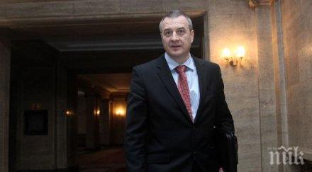 заради червеи ексминистърът цветлин йовчев пуснал агенти данс ровичкат сървъри мвр бургас