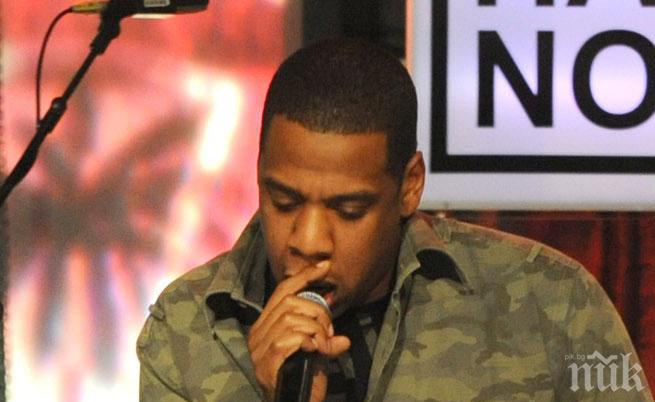 Младеж съди рапъра Джей-Зи за бащинство