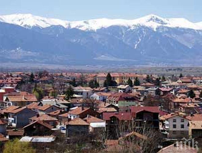 Доброволни патрули на крак заради депо за боклук край село Баня