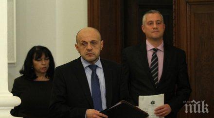 лукарски прехвърли дончев отговорността забавянето електронизацията