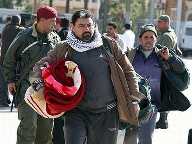 15 хиляди египтяни са избягали от Либия