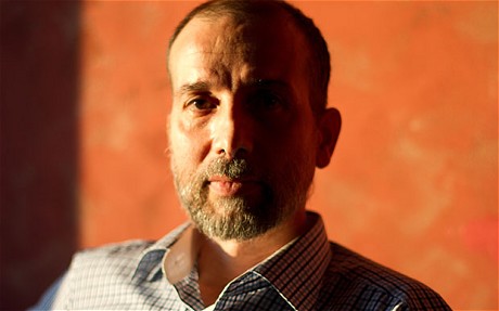 Либийски дисидент осъди Лондон за £2,3 млн.