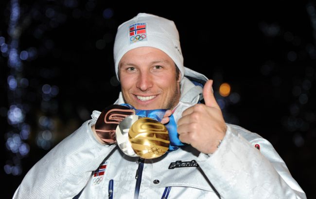 Аксел Лунд Свиндал спечели Super G във Вал Гардена