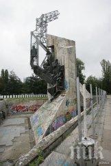 вежди рашидов паметникът 1300 години българия възстановен