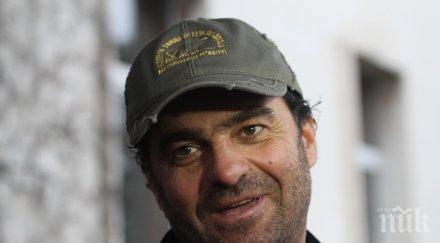 алберто томбa подарява ски екипа благотворителност банско