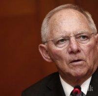 Шойбле: Трябва да се даде малко време на гръцкото правителство

