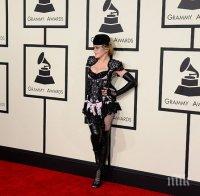 Шок! Мадона позволява наркотици на децата си 