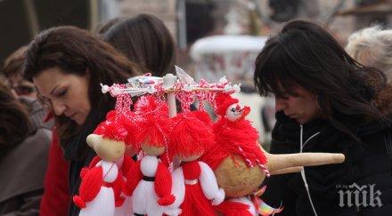 спад продажбата мартеници отчитат софийски продавачи заради кризата