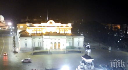 напръскаха спрей репортер господари ефира