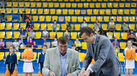 юношите цска славия откриват зала триадица