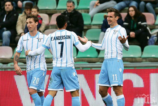 Лацио с класика при гостуването на Сасуоло