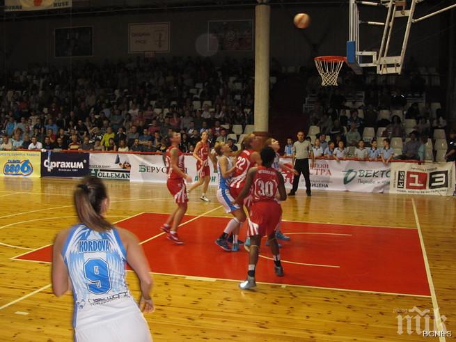 Нефтохимик 2010 взе Купа България у дома