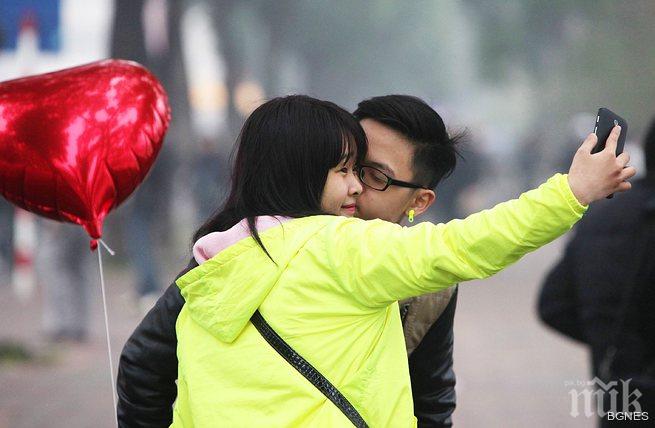 Игривостта и смехът разпалват интимността