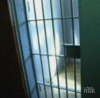 Гръцки прокурори препоръчаха лидерът на 