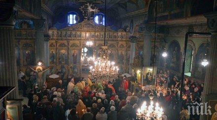 март посрещаме мощите николай чудотворец