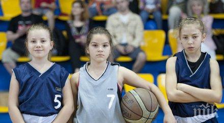 спортен празник проведе обновената зала триадица