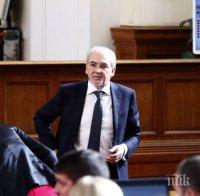 Местан за пенсионната реформа: Не ни дръжте в зависимост