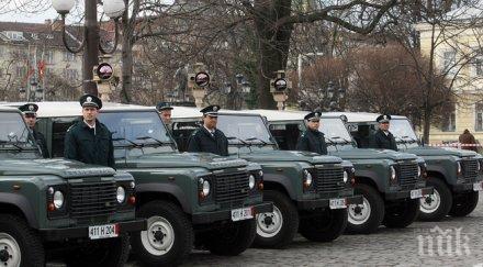 гранична полиция противодейства бежанската вълна джипове