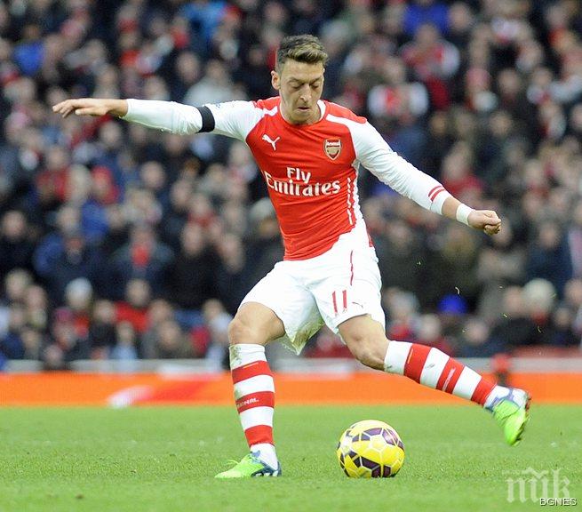 Жилберто Силва: Йозил има да се доказва на феновете