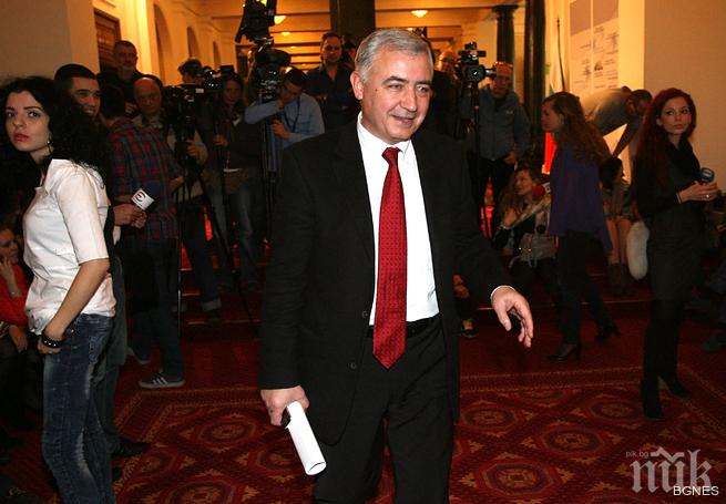 Мерджанов: Борисов призна, че прави промени под натиск