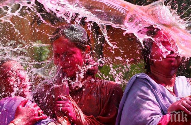 Фестивал на цветовете в Индия