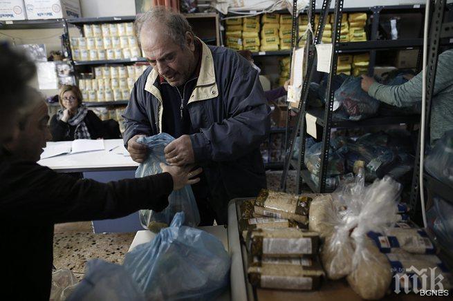 Гърция отпуска 200 млн. евро за ток, наеми и храна