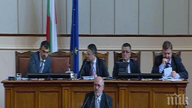 АБВ: Не е време за закони на парче