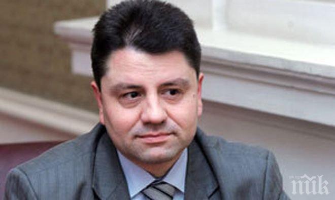 Оставката на Вучков изненадала и екипа му